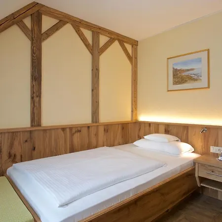 Otel Am Schlossberg Erding