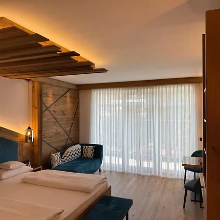 Otel Am Schlossberg Erding