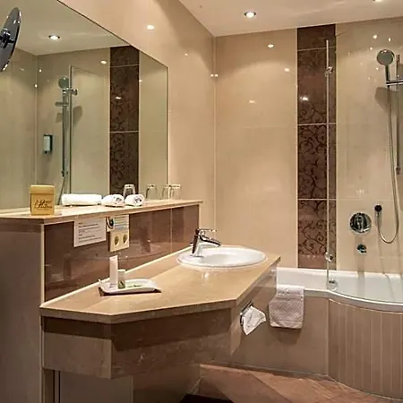 Hotel Am Schlossberg Erding