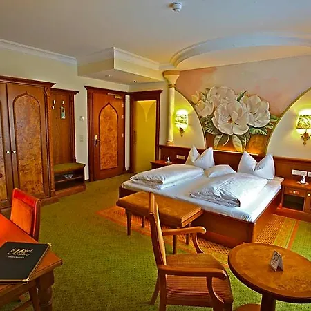 Am Schlossberg 4* Erding