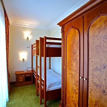Hotel Am Schlossberg Erding