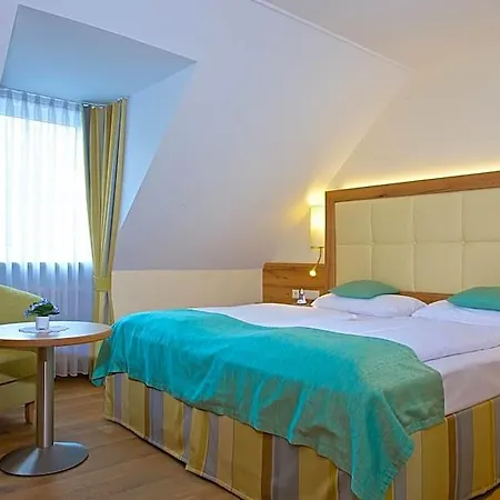 Hotel Am Schlossberg Erding